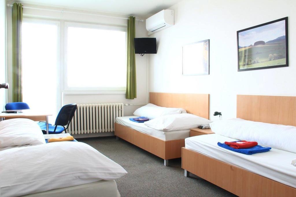 Hostel Narva Bratislava Eksteriør billede